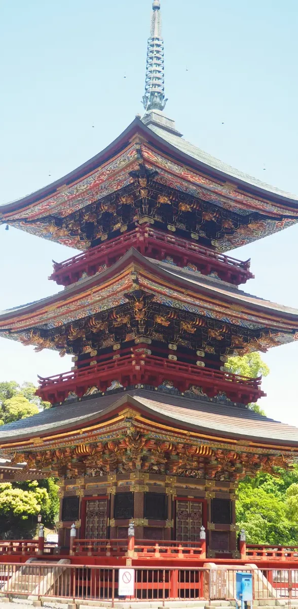 Temple Naritasan Shinshoji à Chiba avec architecture japonaise traditionnelle et pagode