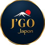 logo bleu cerclé doré représentant le mont fuji et le cercle rouge du Japon de la marque J'Go Japon